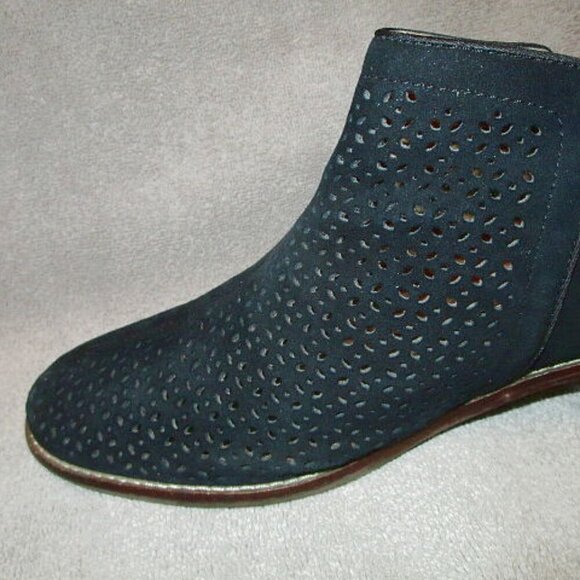 Vionic Women's Joy Daytona Boots Size 10 Suede Bootie Zip Tassel Perforated Heel - Picture 4 of 12